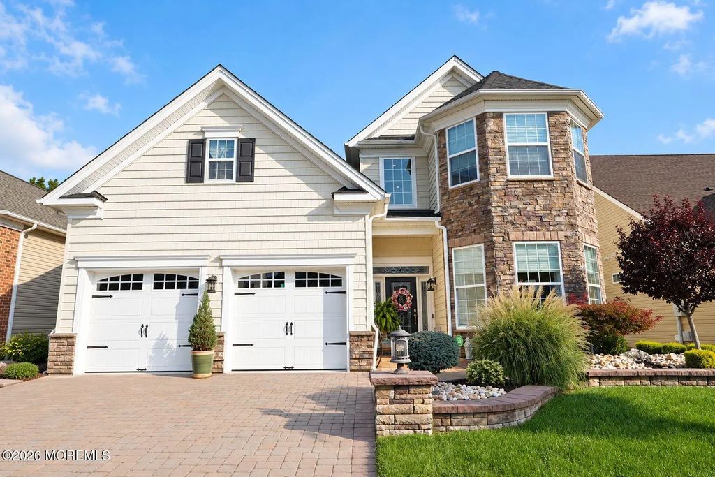 110 Sunset Drive, Tinton Falls