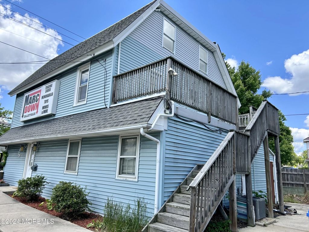 79 N Main Street 2nd Floor, Manahawkin