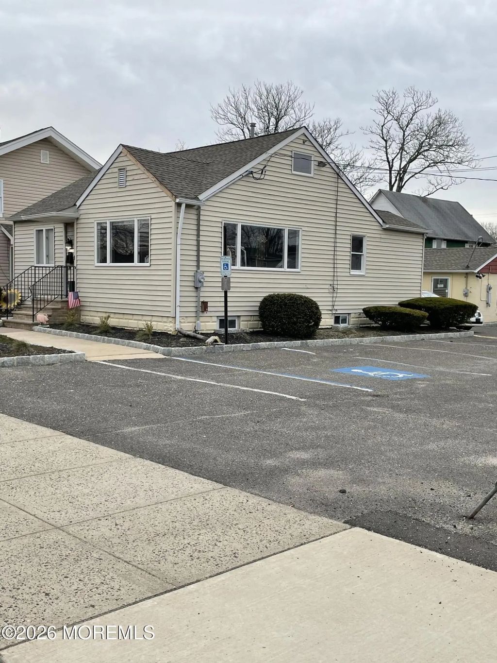 30 Union Avenue, Lakehurst