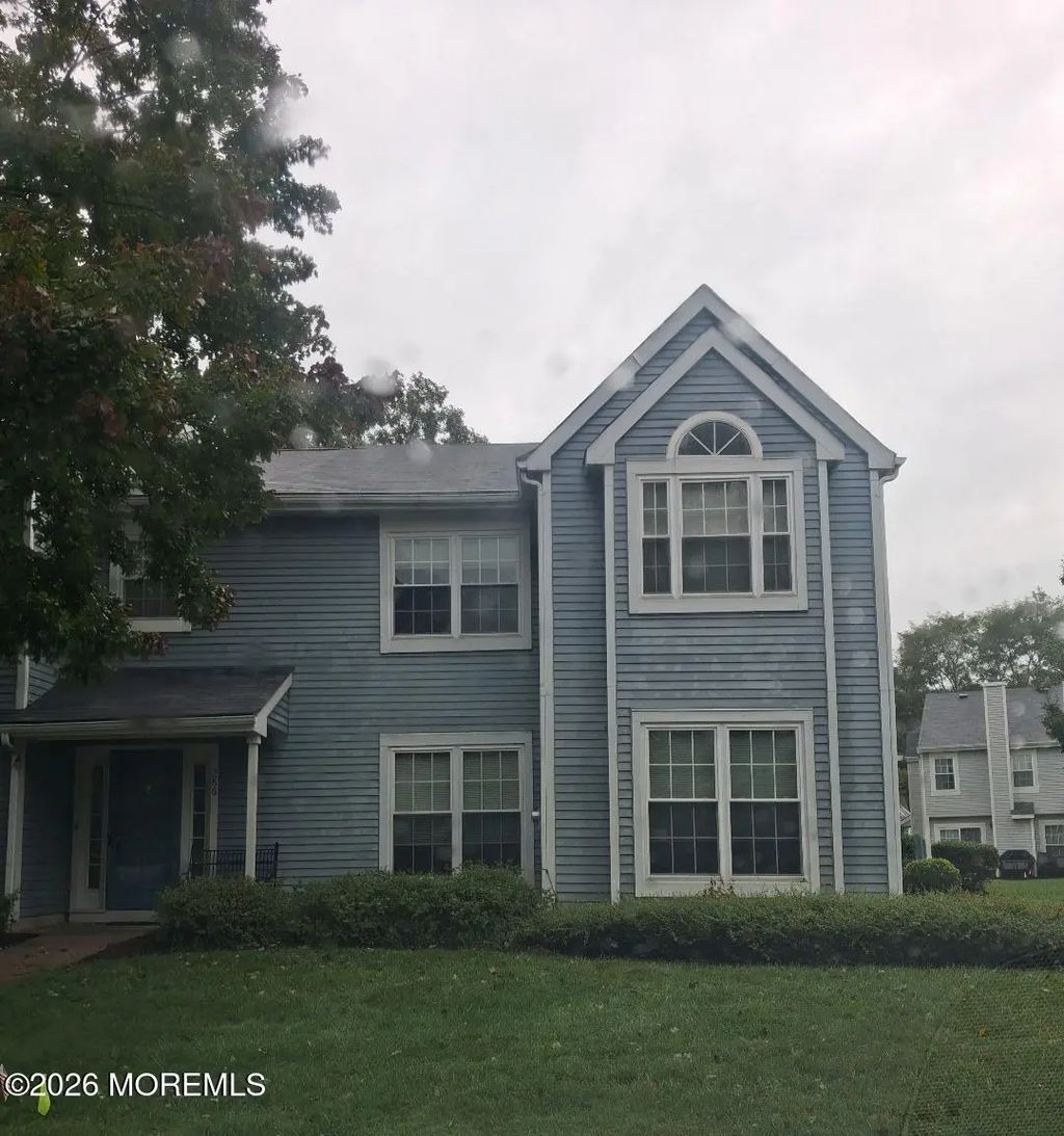 287 Elmwood Court, Howell