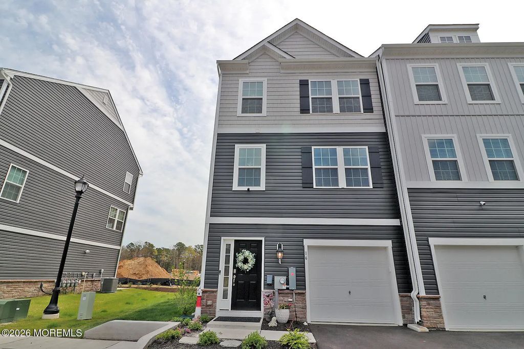 16 Baybreeze Drive, Waretown