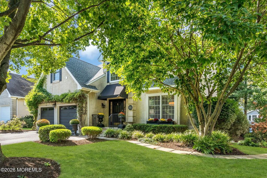 66 Windward Way, Red Bank