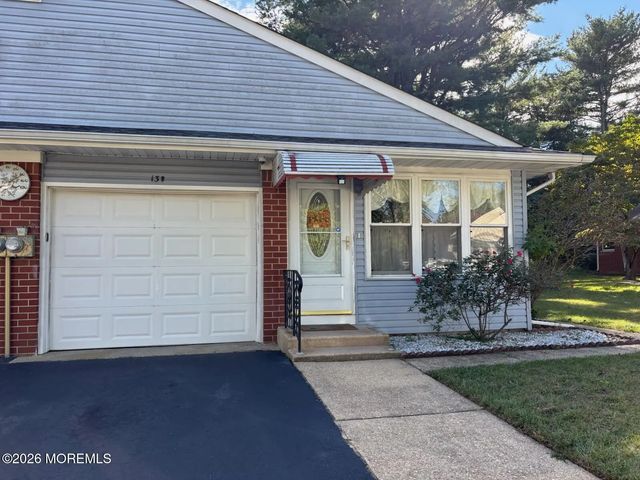 13 Wintergreen Lane B, Whiting