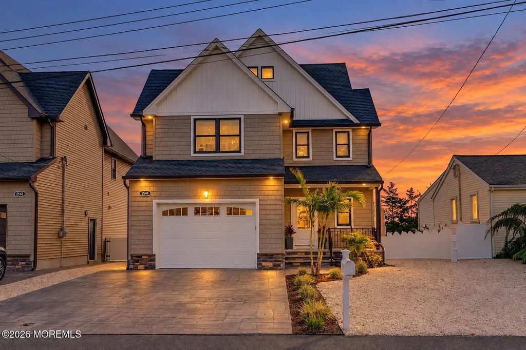 2544 Balfrey Drive, Toms River