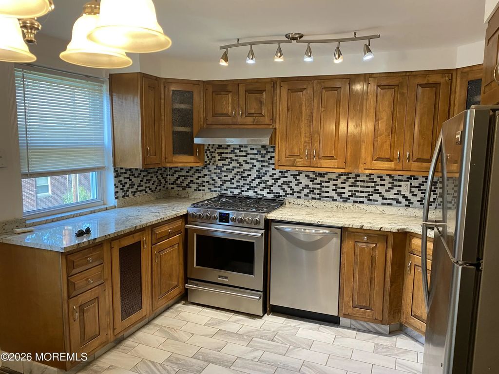 157 Manor Drive, Red Bank