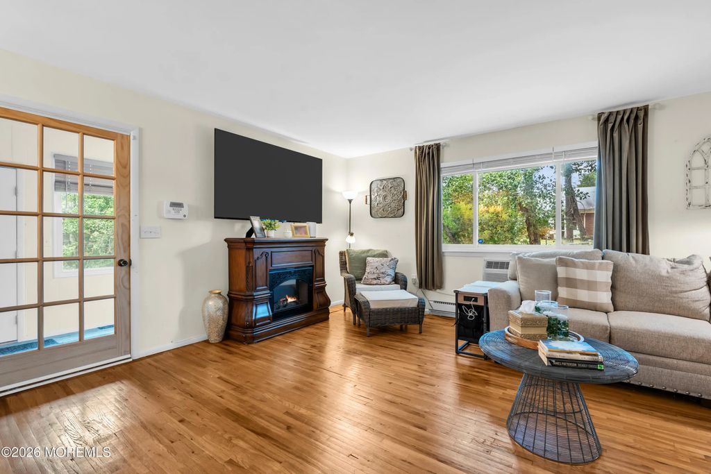 68 Kennedy Drive D, Whiting