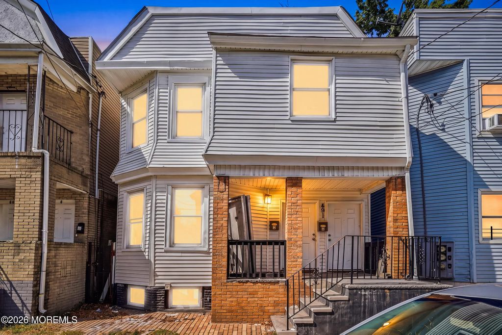 491 S 17th Street, Newark