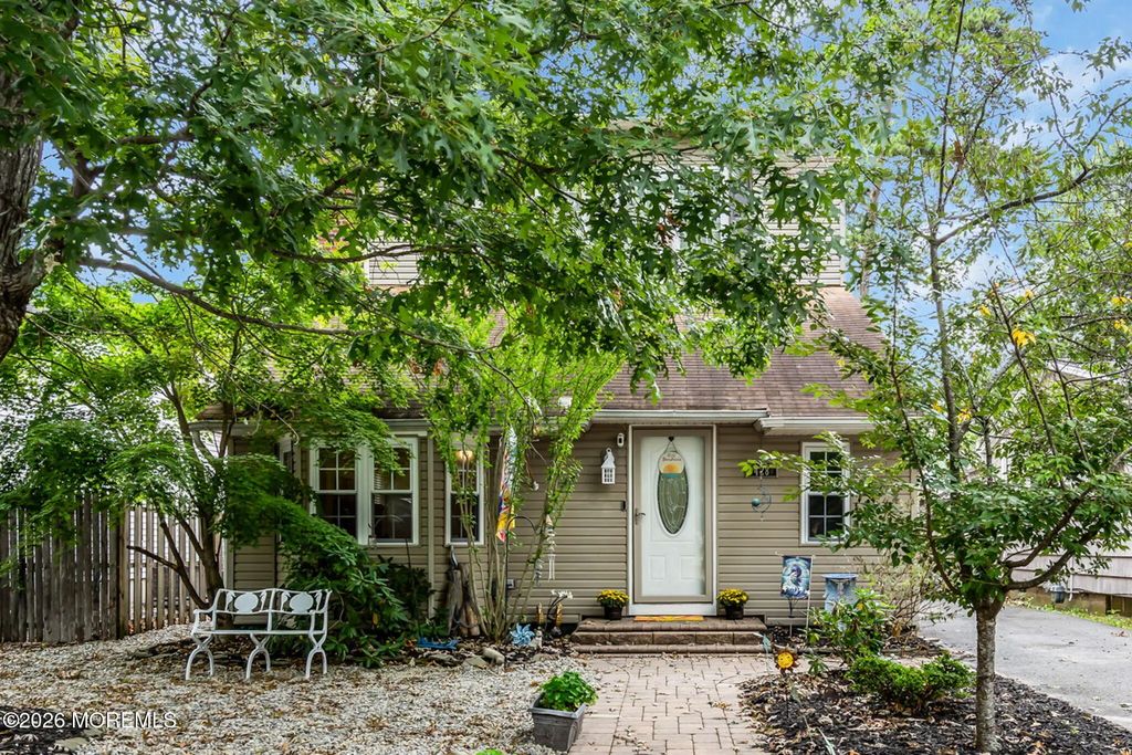 428 Windsor Street, Forked River