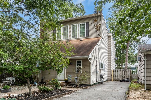 428 Windsor Street, Forked River