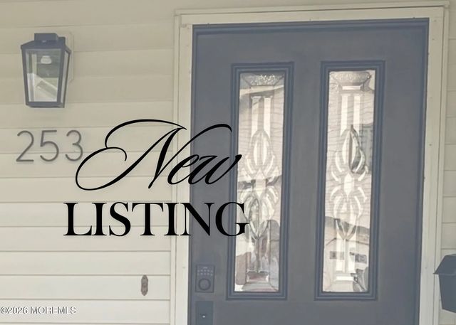 253 Forest Avenue, Middletown