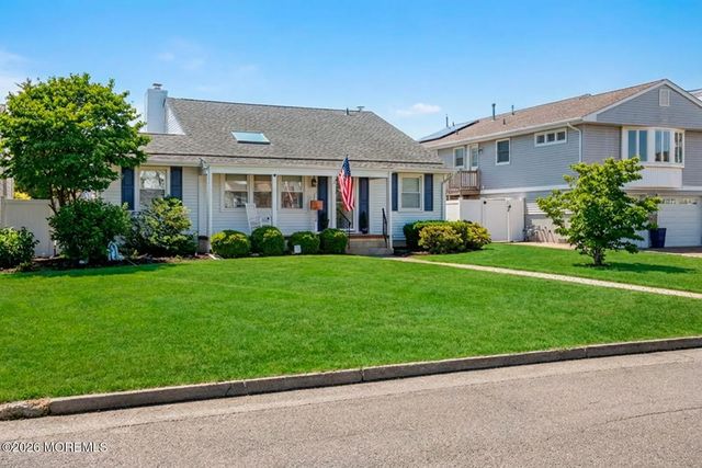 210 Laurel Court, Point Pleasant Beach