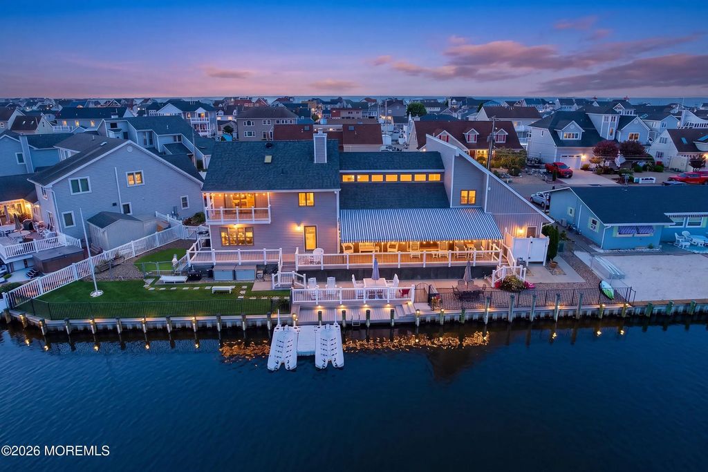 819 Forepeak Drive, Forked River