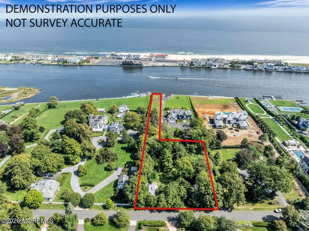 19 N Ward Avenue, Rumson