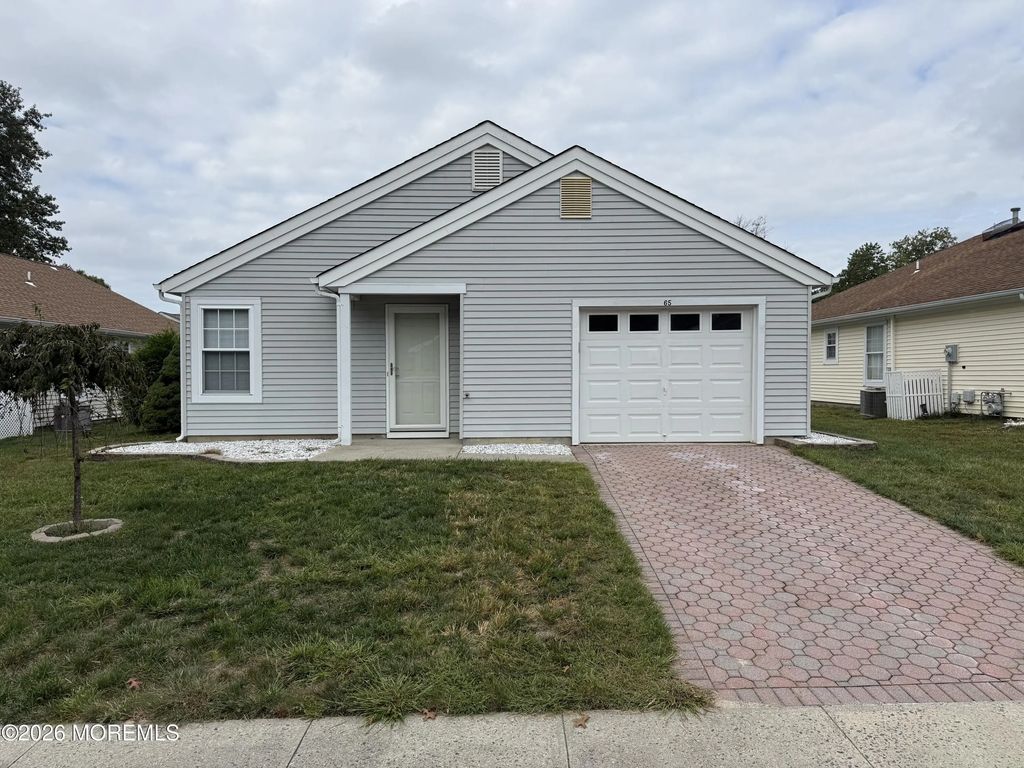 65 Pine Oak Boulevard, Barnegat