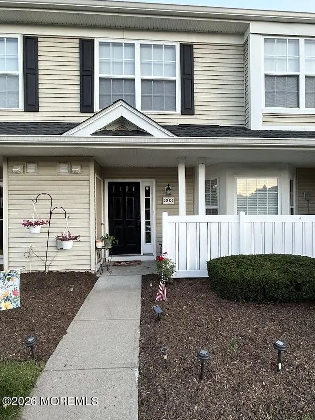 303 Brookfield Drive 303, Jackson