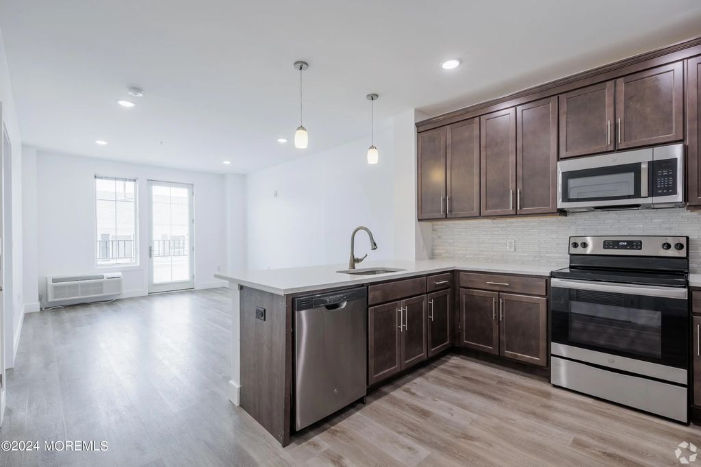 126 Main Street 312, Matawan
