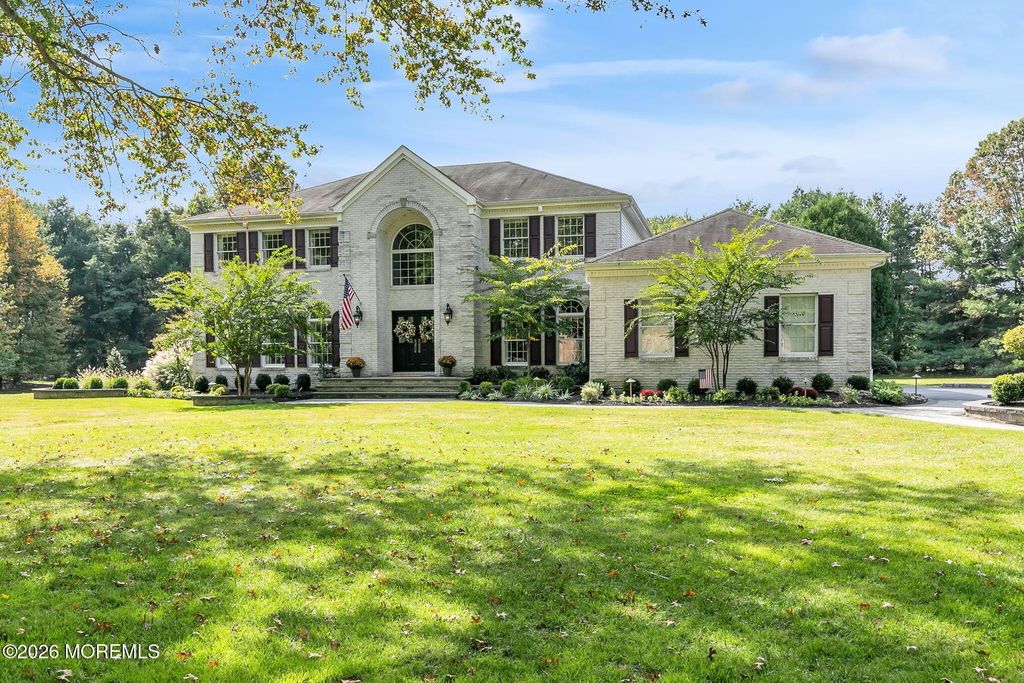 14 Barbera Drive, Holmdel