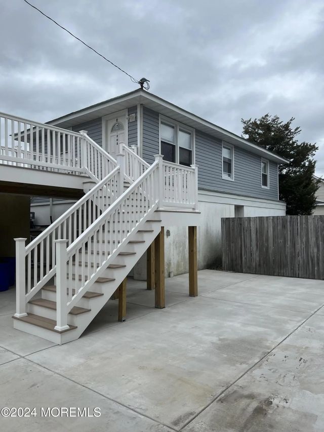 208 Lincoln Avenue C, Seaside Heights