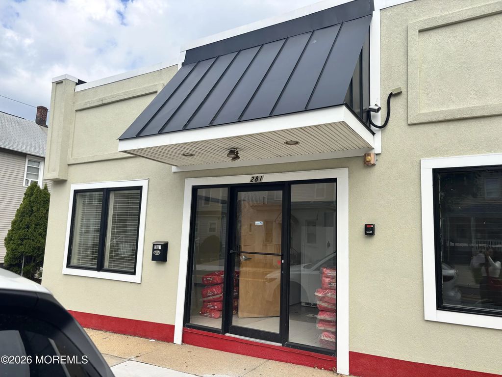 281 Morris Avenue, Long Branch