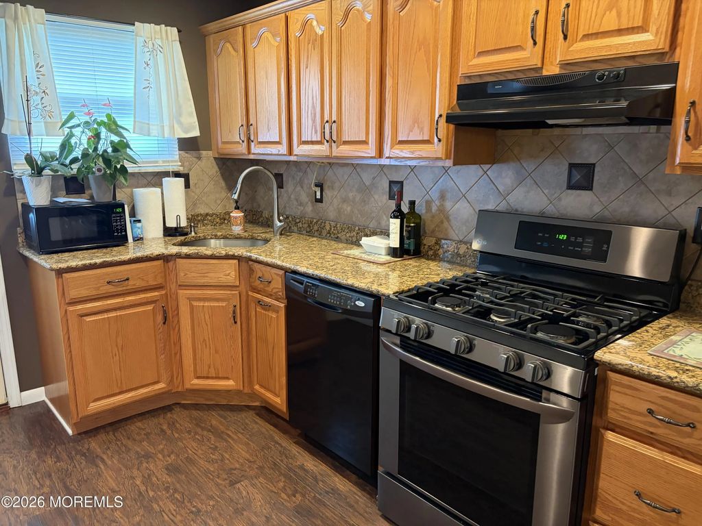 1717 Mount Idenburg Lane, Toms River