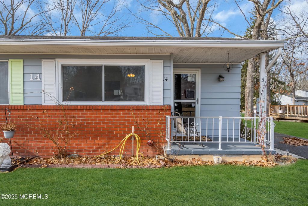 14 Nebraska Drive A, Whiting