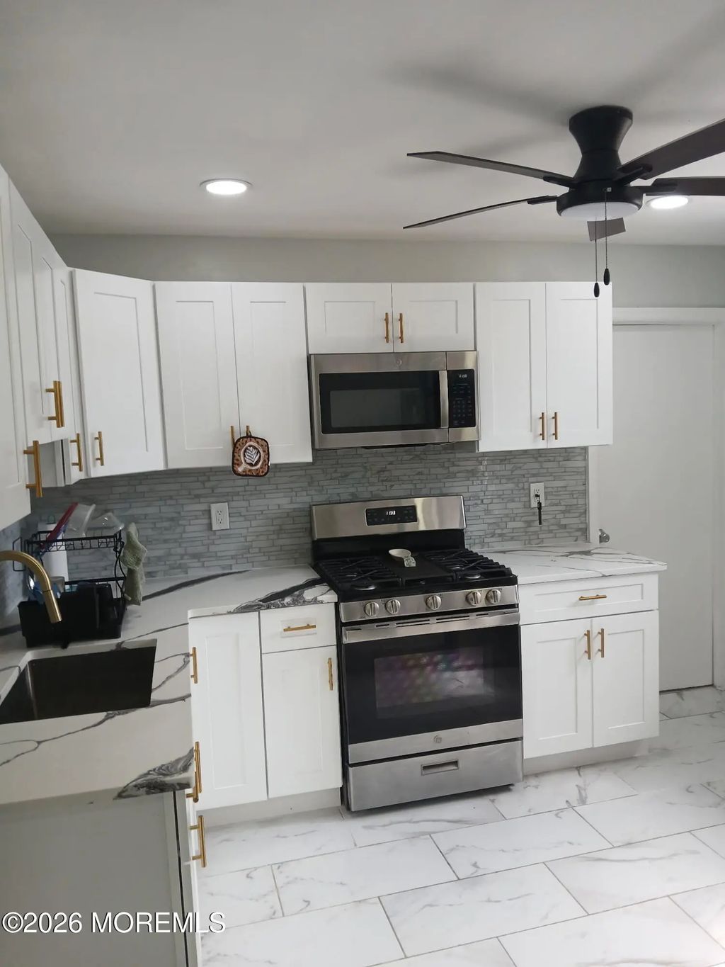 274 College Drive, Edison