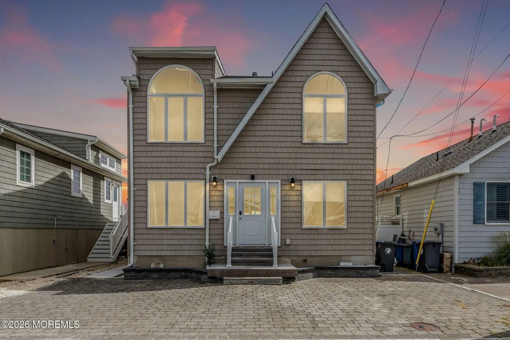 3176 Ocean Road, Lavallette