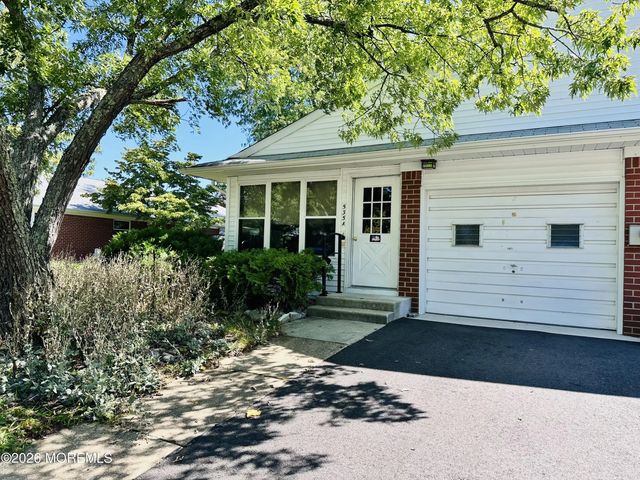 535-a Lilac Lane A, Whiting
