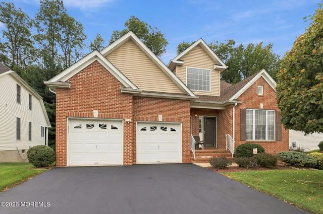 405 Edinburgh Place, Marlboro
