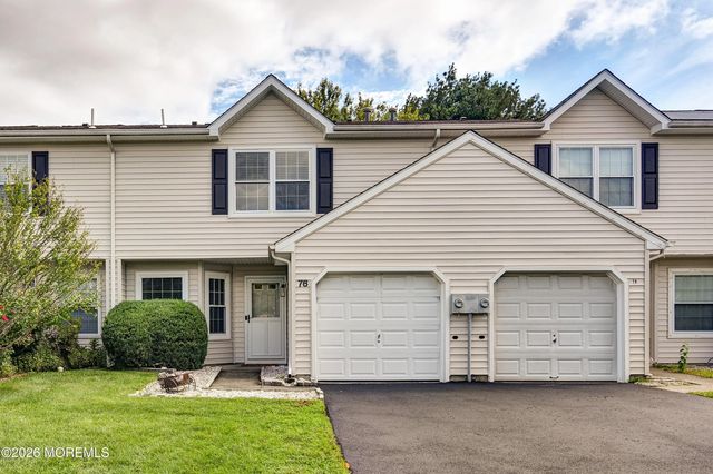 76 Harbor Circle, Freehold