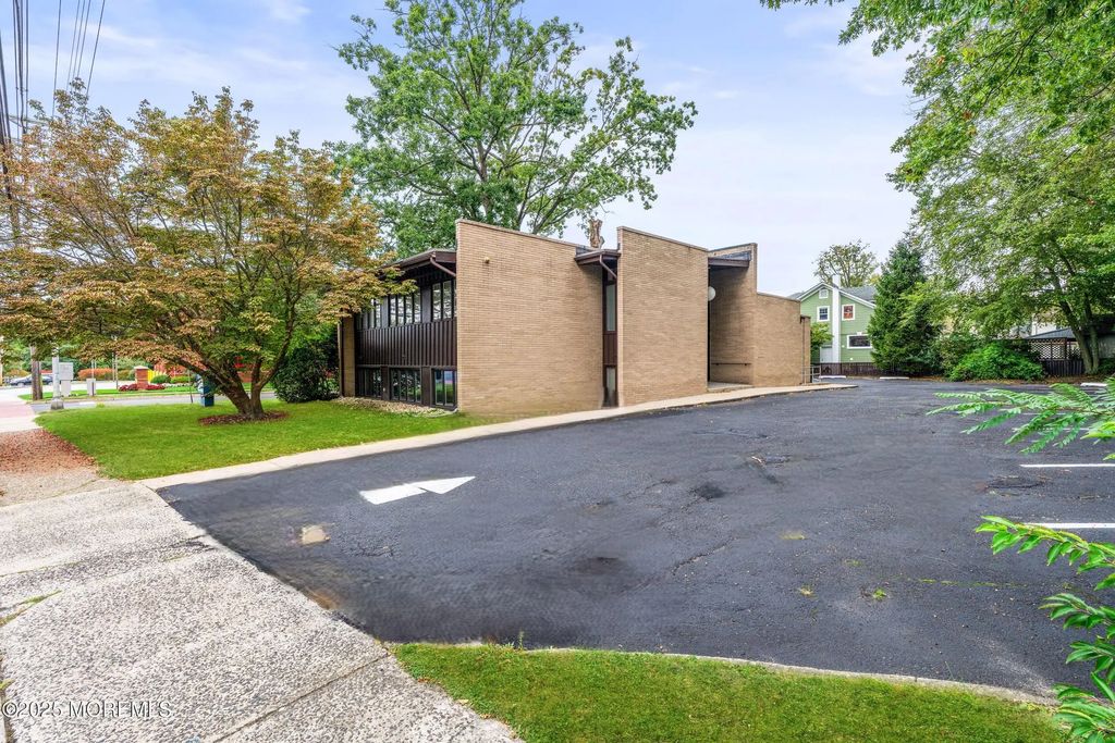 2002 Sunset Avenue, Ocean Twp