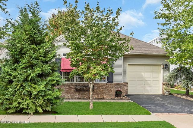 41 Provence Drive, Manchester