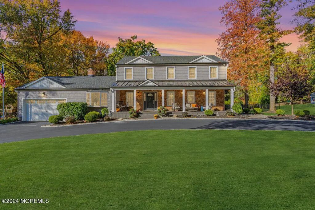 9 Stevens Drive, Holmdel