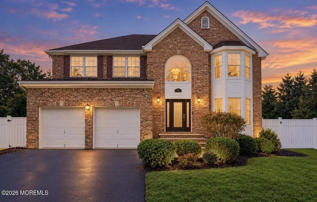 28 Violet Circle, Howell