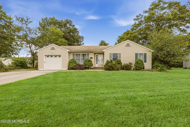 1817 3rd Avenue, Toms River