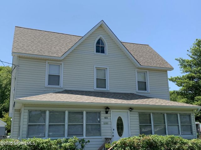 623 E Bay Avenue, Barnegat