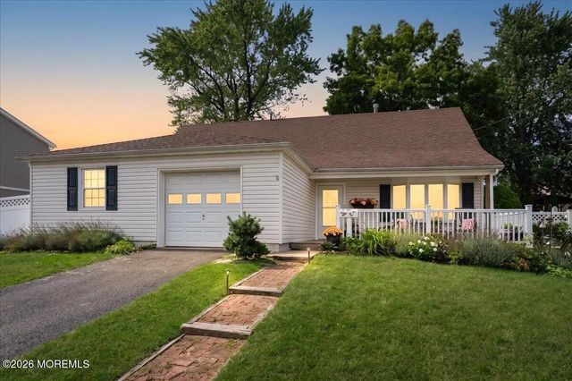 48 Cresci Boulevard, Hazlet