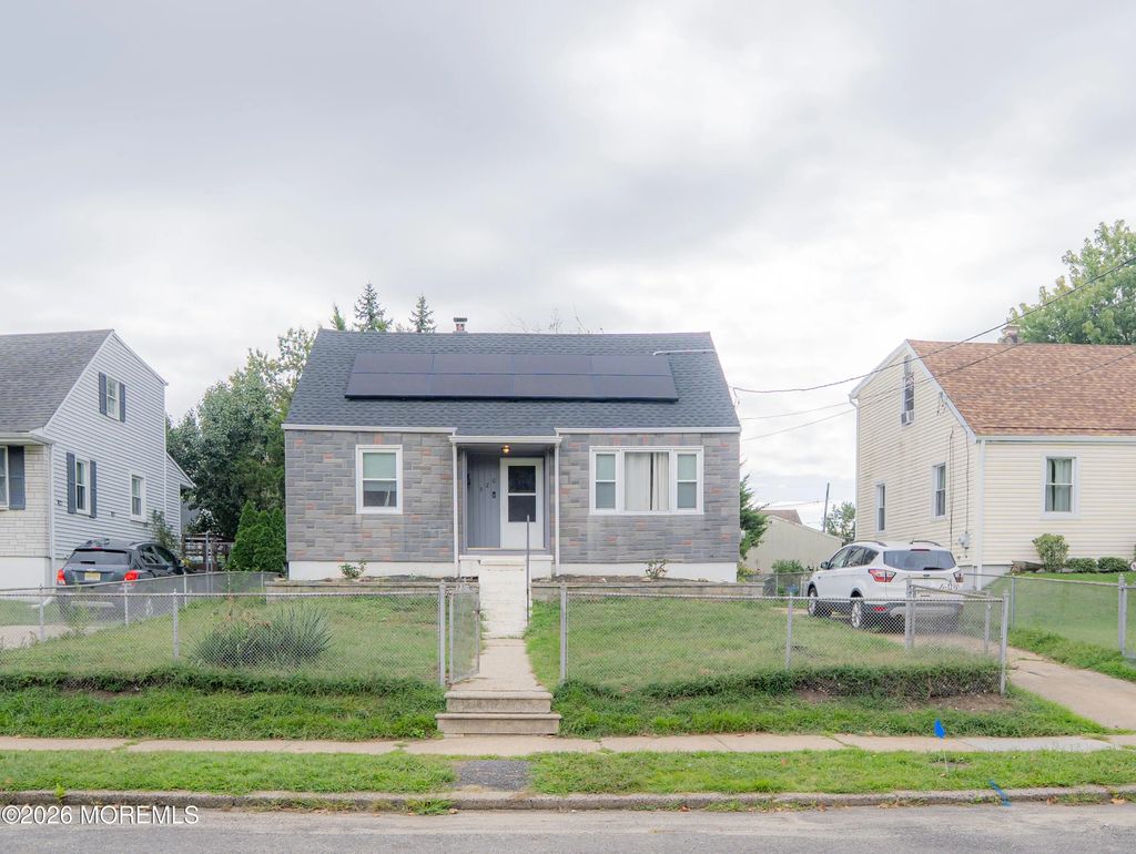 920 Lenton Avenue, Barrington