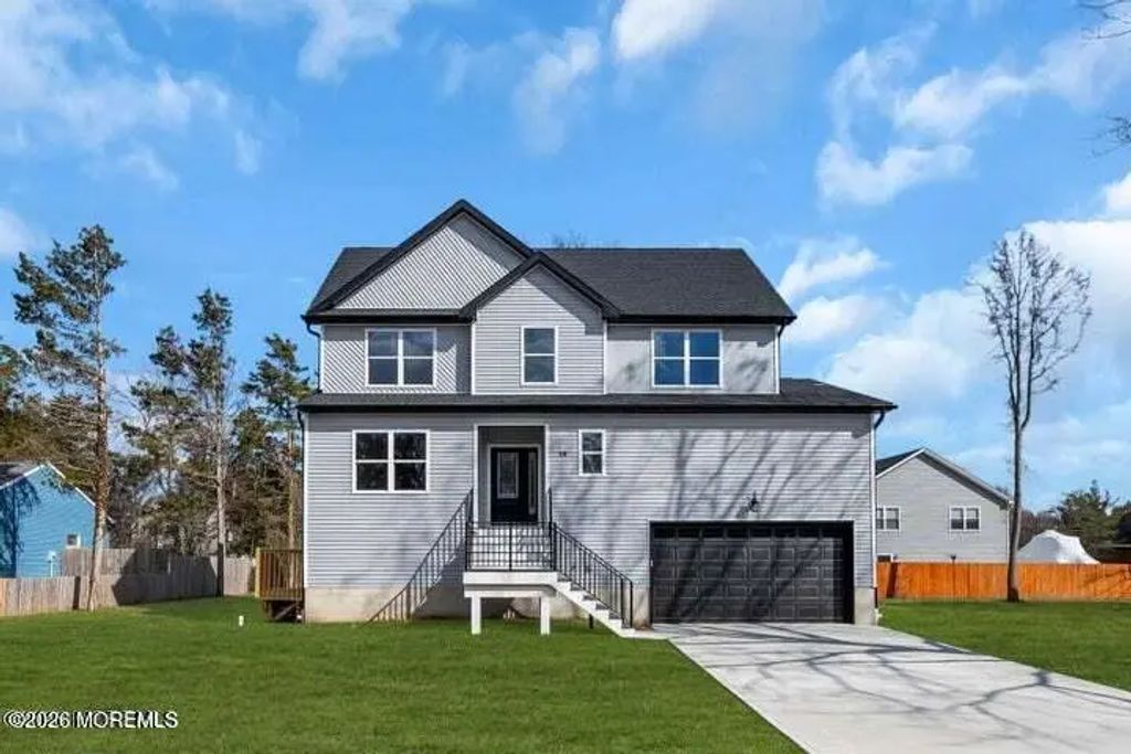 18 Plantation Drive, Little Egg Harbor
