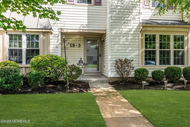 19 Remington Drive 3, Freehold