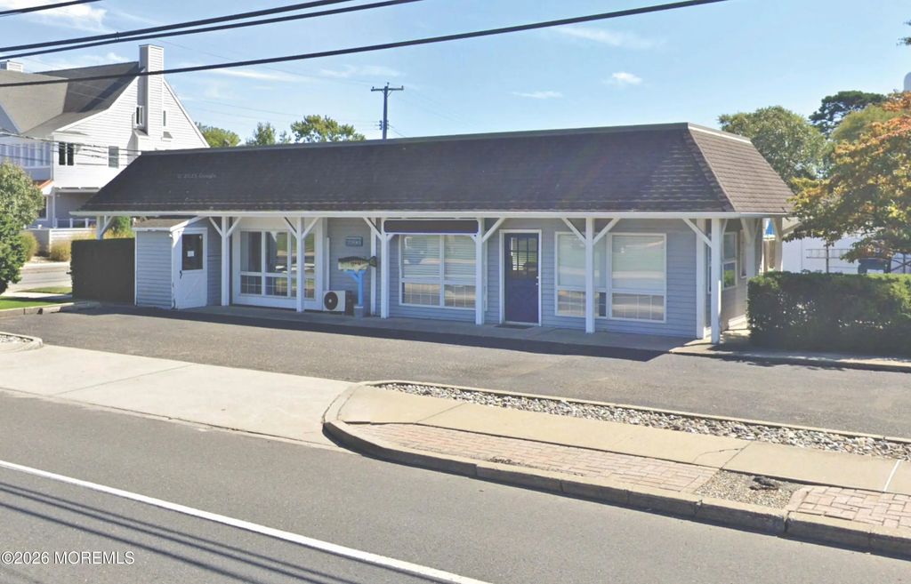2200 Bridge Avenue, Point Pleasant
