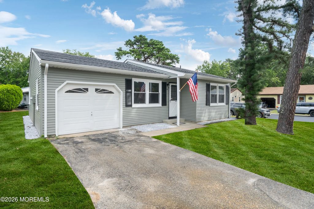 18 N Chestnut Avenue, Whiting