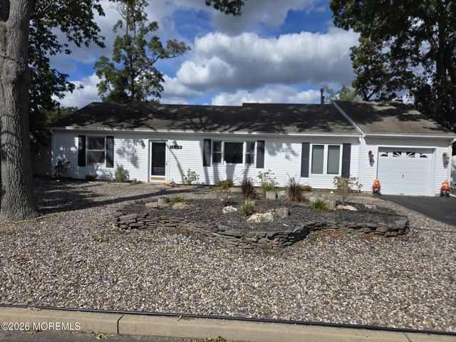1934 Birchbark Place, Toms River