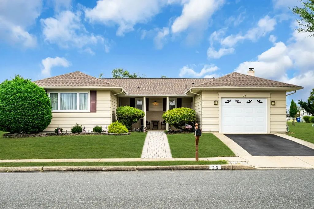 23 Roman Street, Toms River