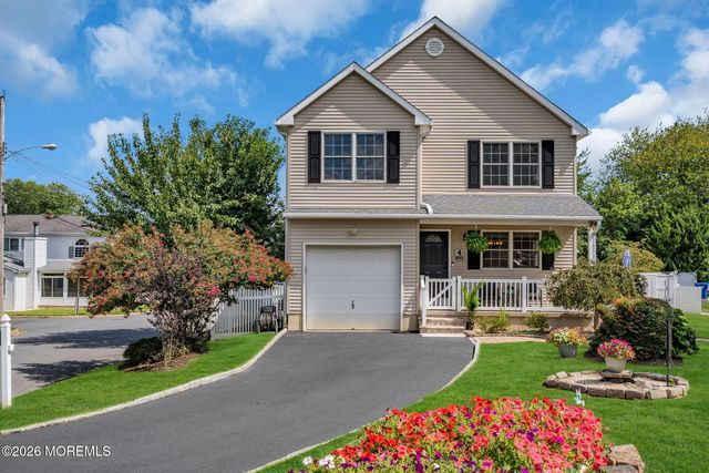 4 Wood Avenue, Port Monmouth