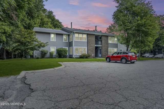 101 Pennsylvania Way, North Brunswick