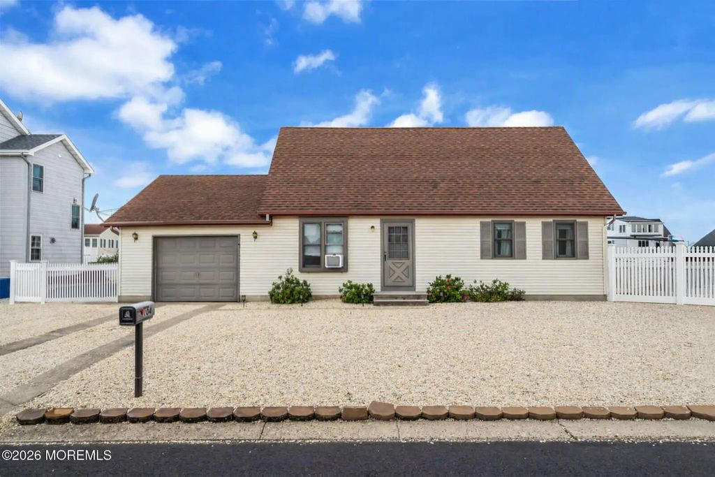 104 Southard Drive, Manahawkin