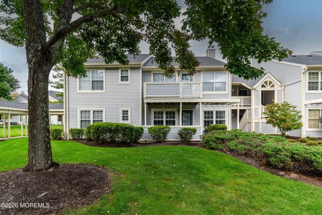 49 Chinkaberry Court, Howell