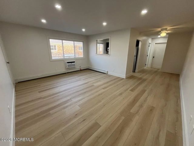 1 Ocean Avenue 44, Belmar