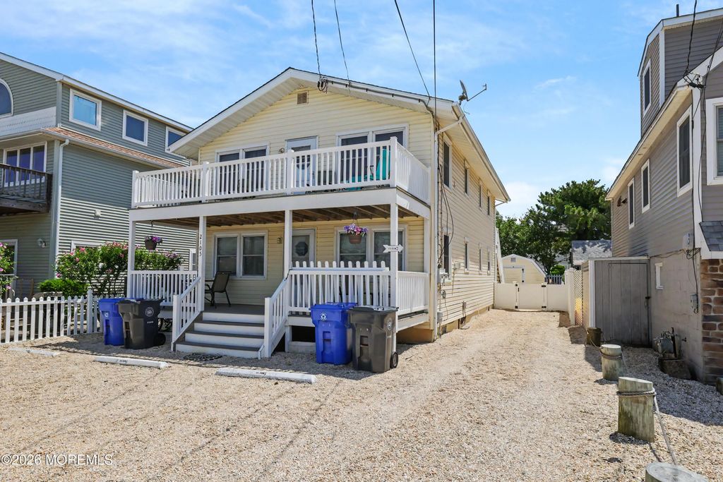 2105 S Bay Avenue, Beach Haven